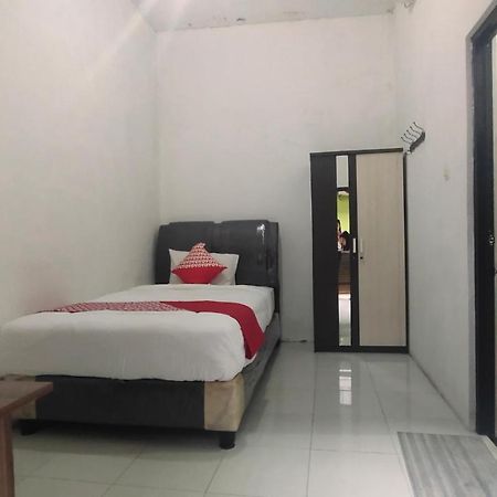 Hotel Oyo 90157 Griya Andon Syariah Cirebon Exterior foto